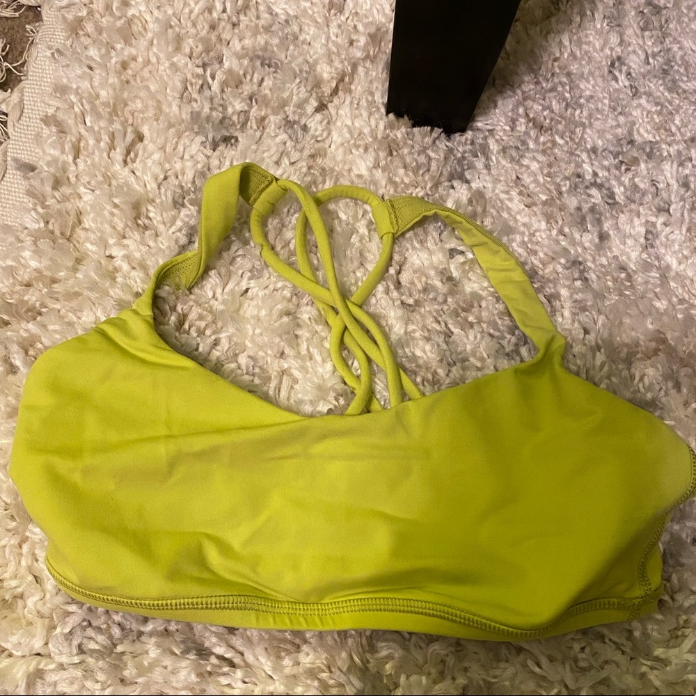 Lulu lemon sports bra